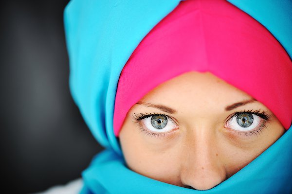 Hijab eyes